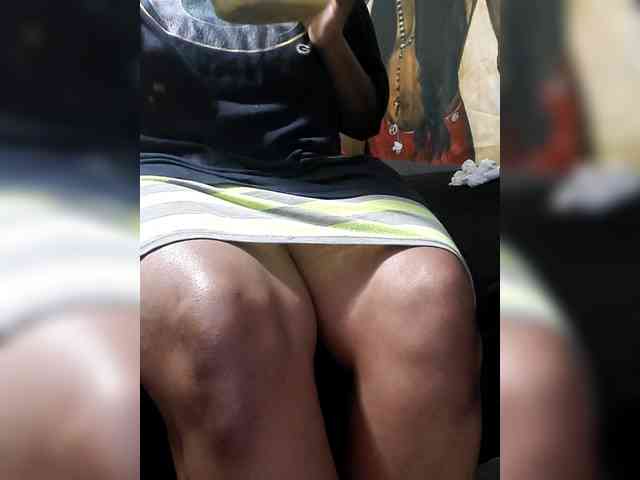 QueenAnitaDix webcam