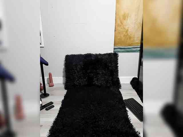 QueenAnitaDix webcam