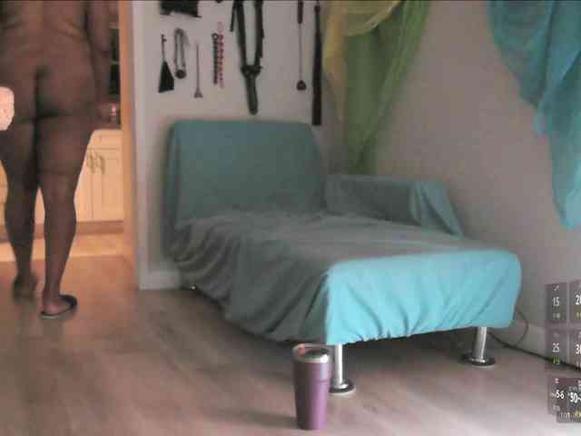QueenAnitaDix webcam