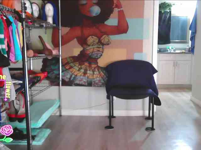 QueenAnitaDix webcam