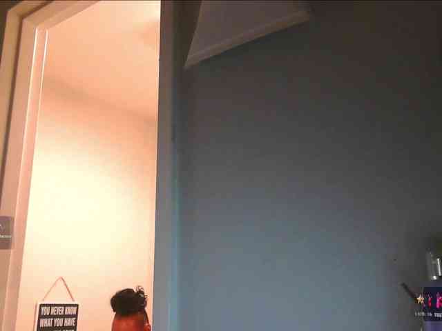 QueenAnitaDix webcam