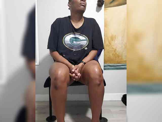 QueenAnitaDix webcam