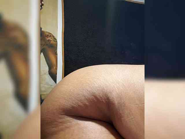 QueenAnitaDix webcam