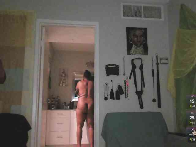 QueenAnitaDix webcam