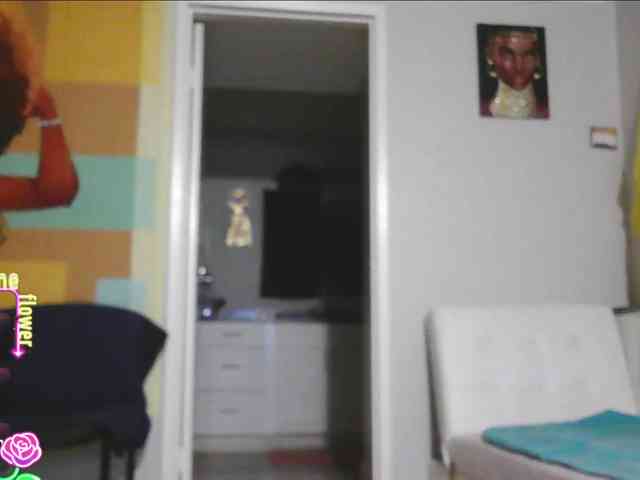 QueenAnitaDix webcam