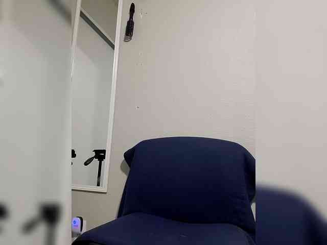 QueenAnitaDix webcam