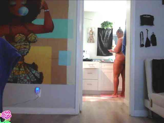 QueenAnitaDix webcam