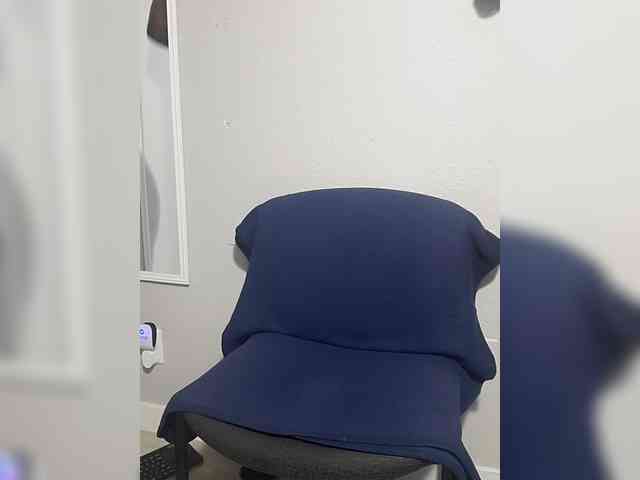 QueenAnitaDix webcam