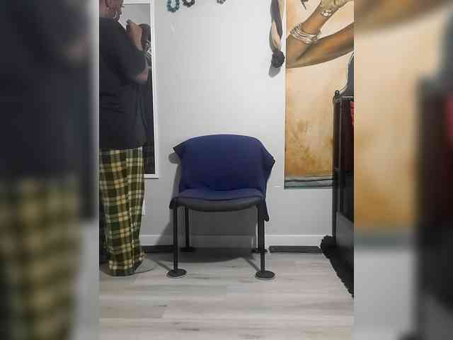 QueenAnitaDix webcam