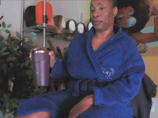 QueenAnitaDix QueenAnitaDix