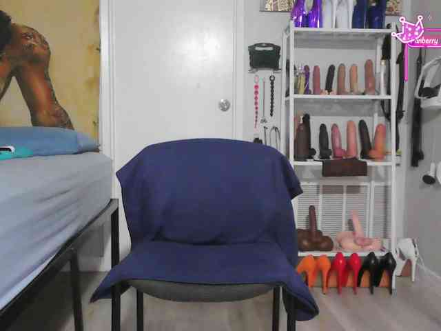 QueenAnitaDix webcam