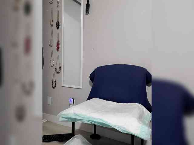 QueenAnitaDix webcam