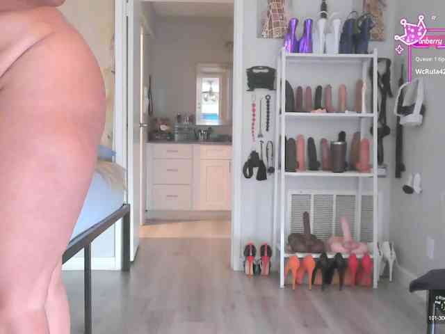QueenAnitaDix webcam