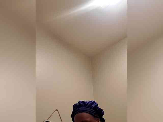 QueenAnitaDix webcam