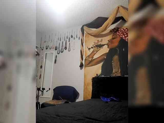 QueenAnitaDix QueenAnitaDix