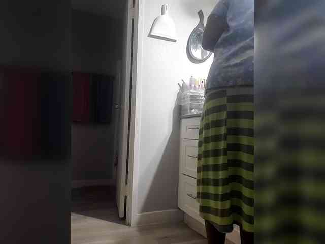 QueenAnitaDix webcam