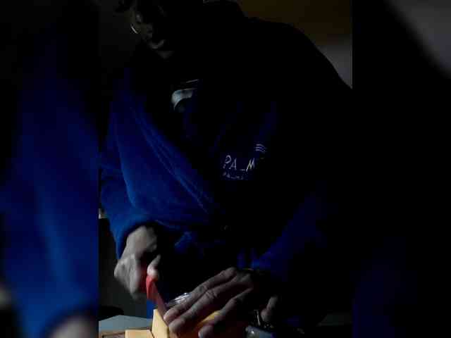 QueenAnitaDix webcam