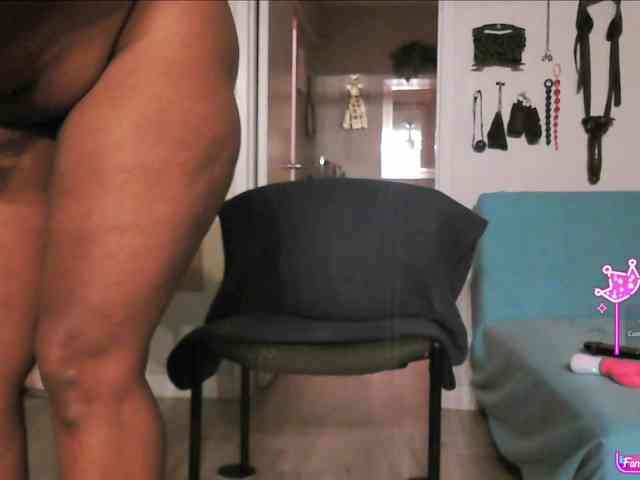 QueenAnitaDix QueenAnitaDix