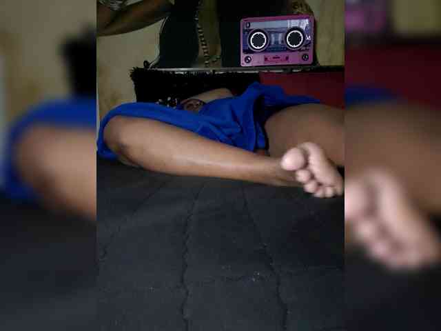 QueenAnitaDix webcam