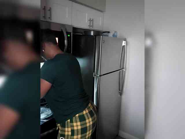 QueenAnitaDix webcam