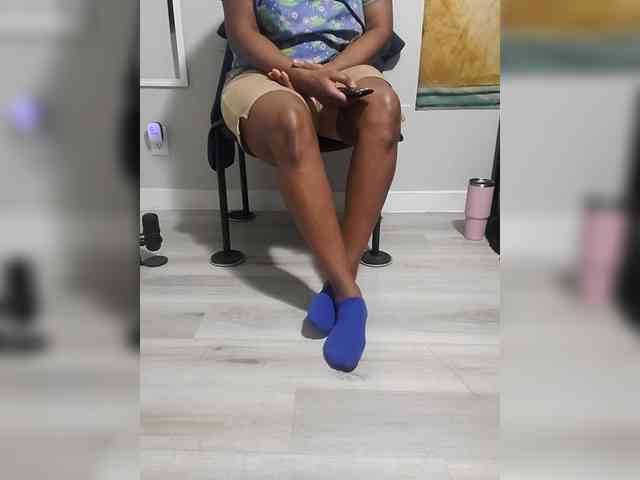 QueenAnitaDix webcam