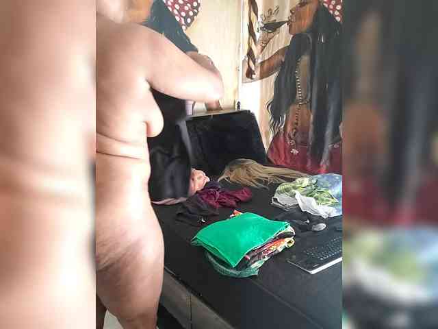 QueenAnitaDix webcam