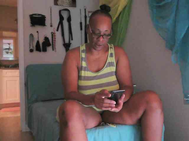 QueenAnitaDix webcam