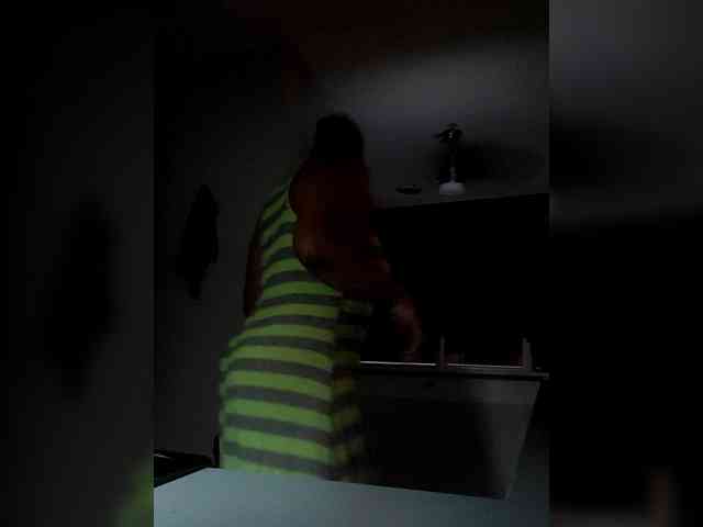 QueenAnitaDix webcam