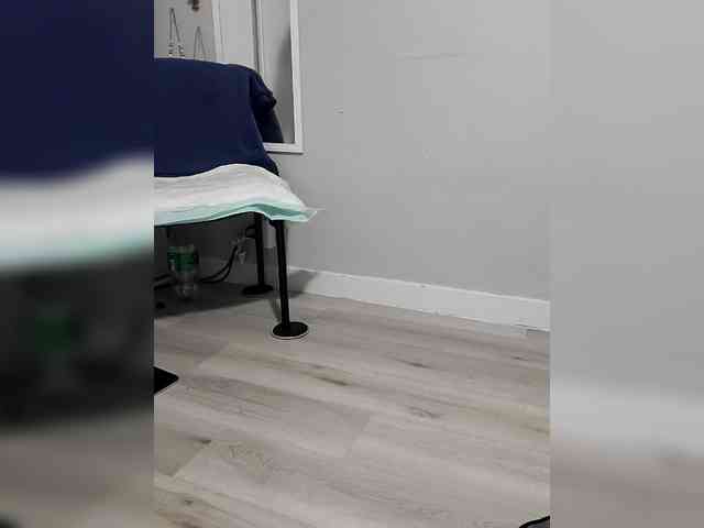 QueenAnitaDix webcam