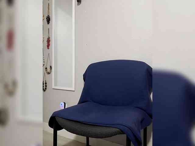 QueenAnitaDix webcam