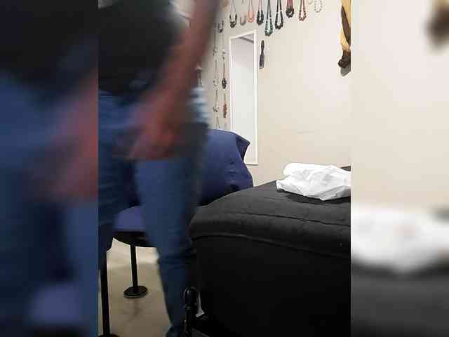 QueenAnitaDix webcam