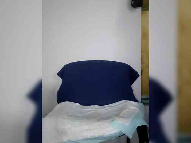 QueenAnitaDix webcam