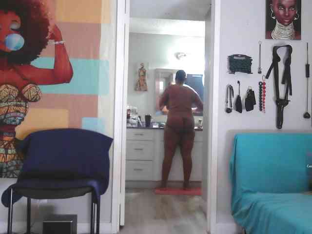 QueenAnitaDix