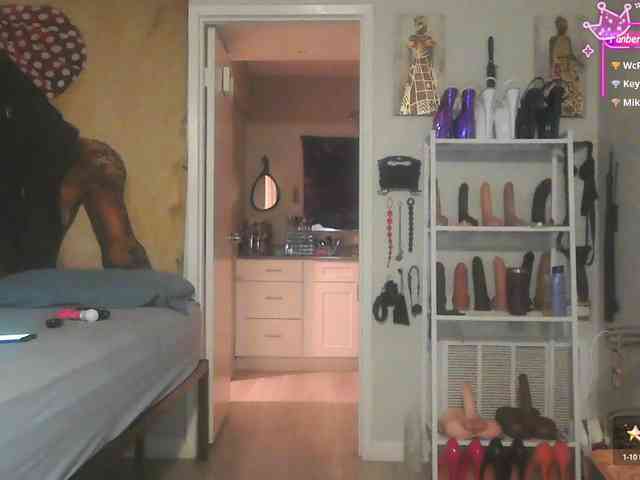 QueenAnitaDix webcam