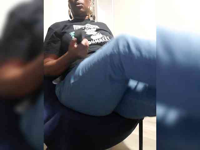 QueenAnitaDix webcam