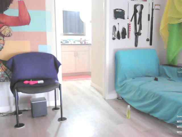 QueenAnitaDix webcam