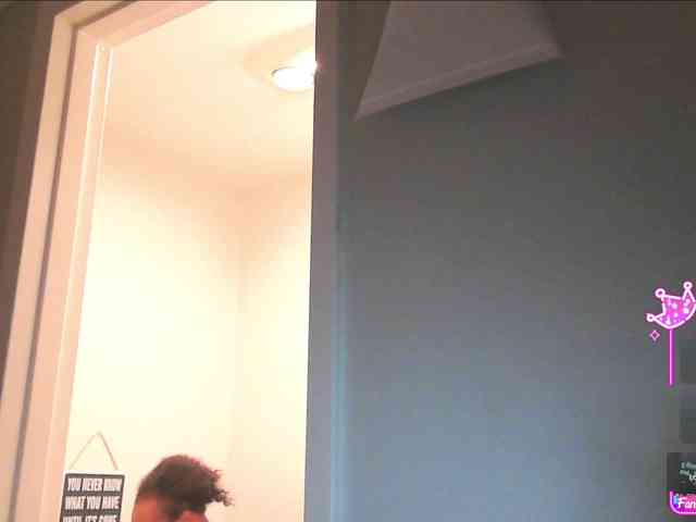 QueenAnitaDix webcam