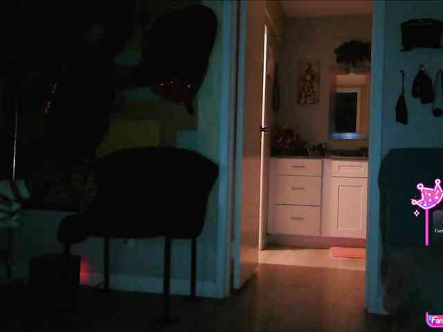 QueenAnitaDix webcam