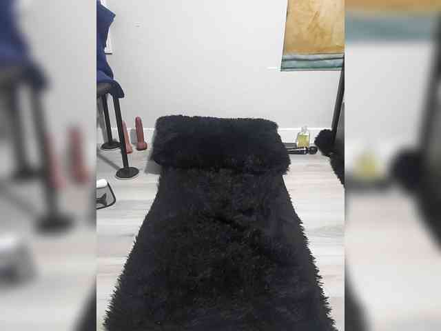 QueenAnitaDix webcam