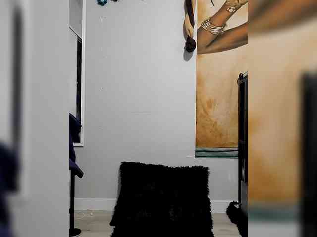 QueenAnitaDix webcam