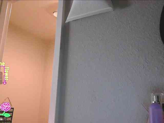 QueenAnitaDix webcam