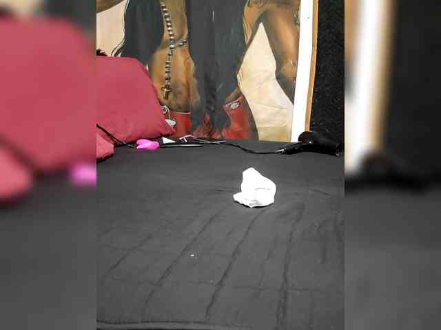 QueenAnitaDix webcam