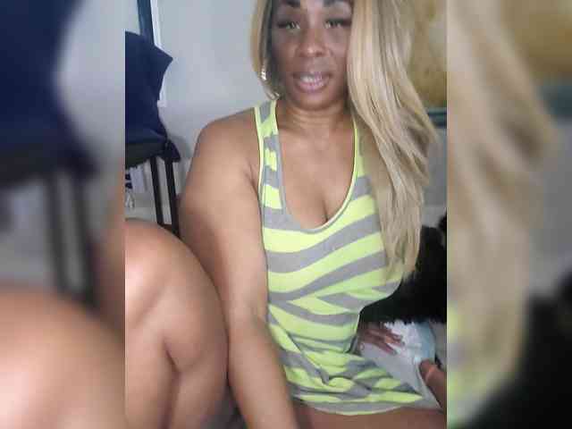 QueenAnitaDix QueenAnitaDix