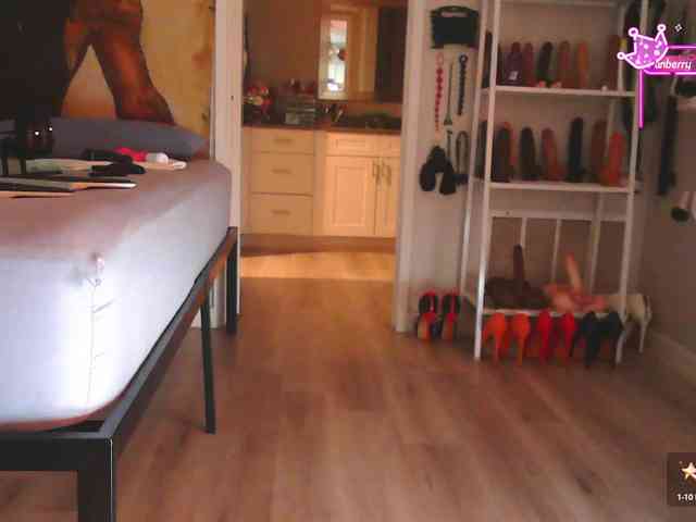 QueenAnitaDix webcam