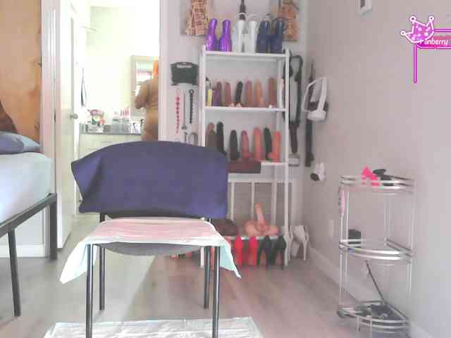 QueenAnitaDix webcam