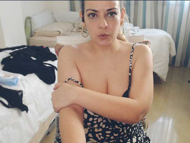 Preview of giuliahotxxx1