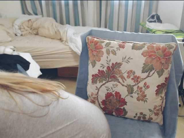 GiuliaHotXXX1's BongaCams show and profile