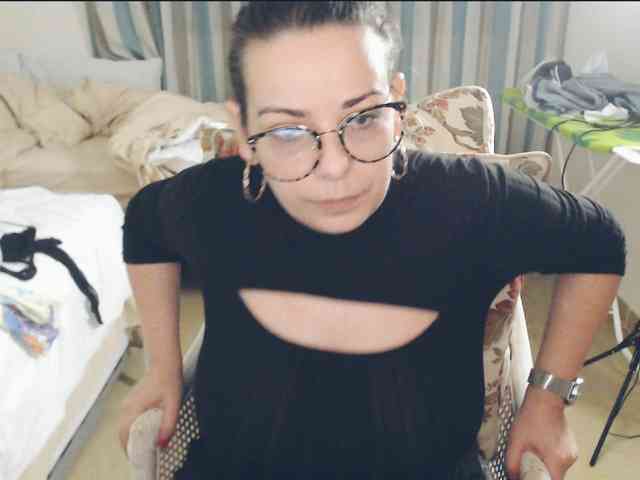 GiuliaHotXXX1 webcam