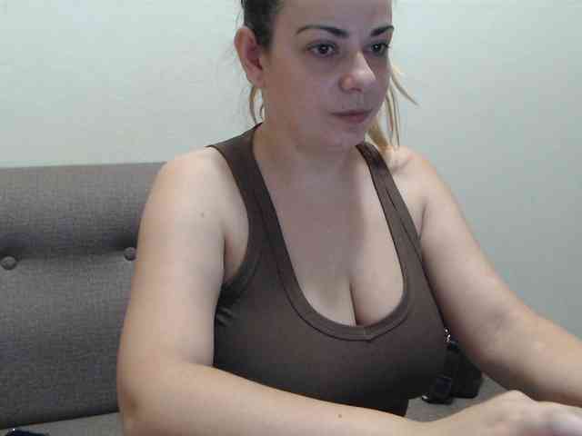 GiuliaHotXXX1