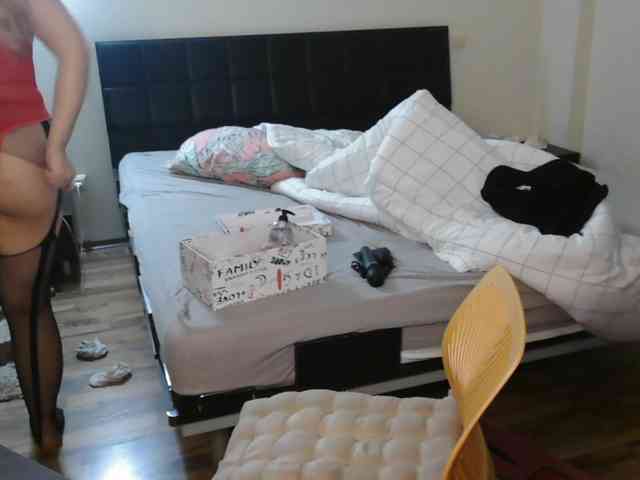 GiuliaHotXXX1 webcam